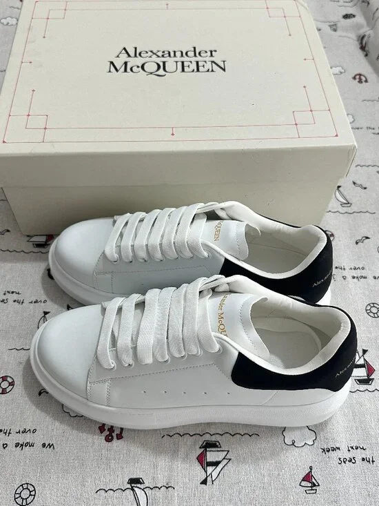 Alexander McQueen Classic Platform White Sneakers - Picture 1 of 12
